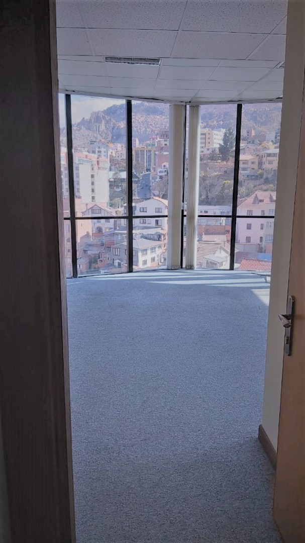 Oficina OFICINAS EN ALQUILER INMEDIACIONES PLAZA AVAROA Foto 6