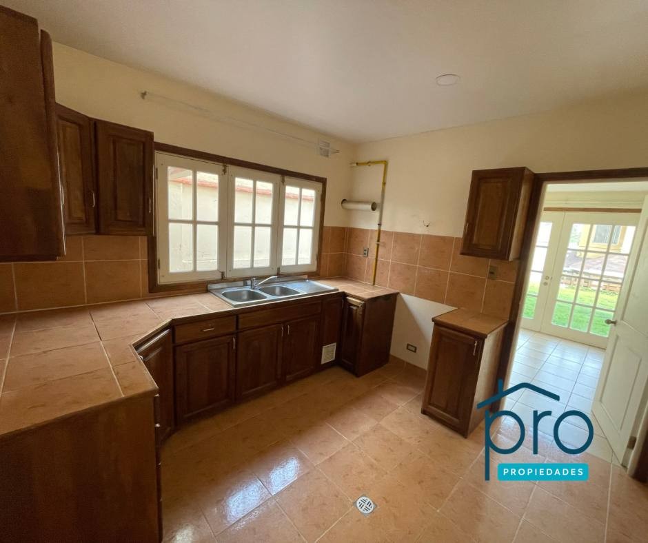 En Alquiler a Bs 4,900 Foto 6