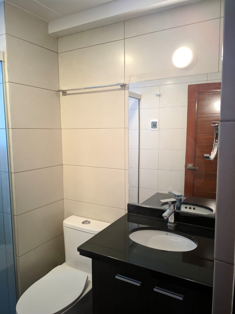 Departamento en VentaCalle L N°71. Achumani. Edificio Belfort. Departamento 7E Foto 16