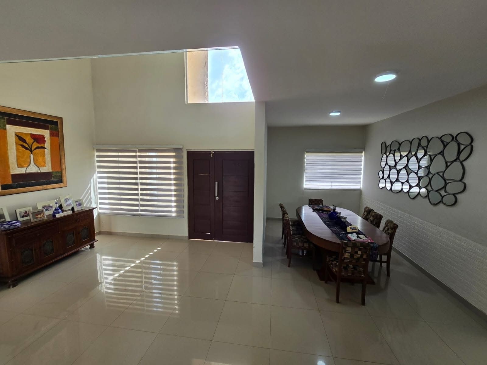 Casa en VentaAv. Banzer km 8.5, cerca del Colegio Cambridge – Cond. Valle Norte 3 dormitorios 4 baños 2 parqueos Foto 13