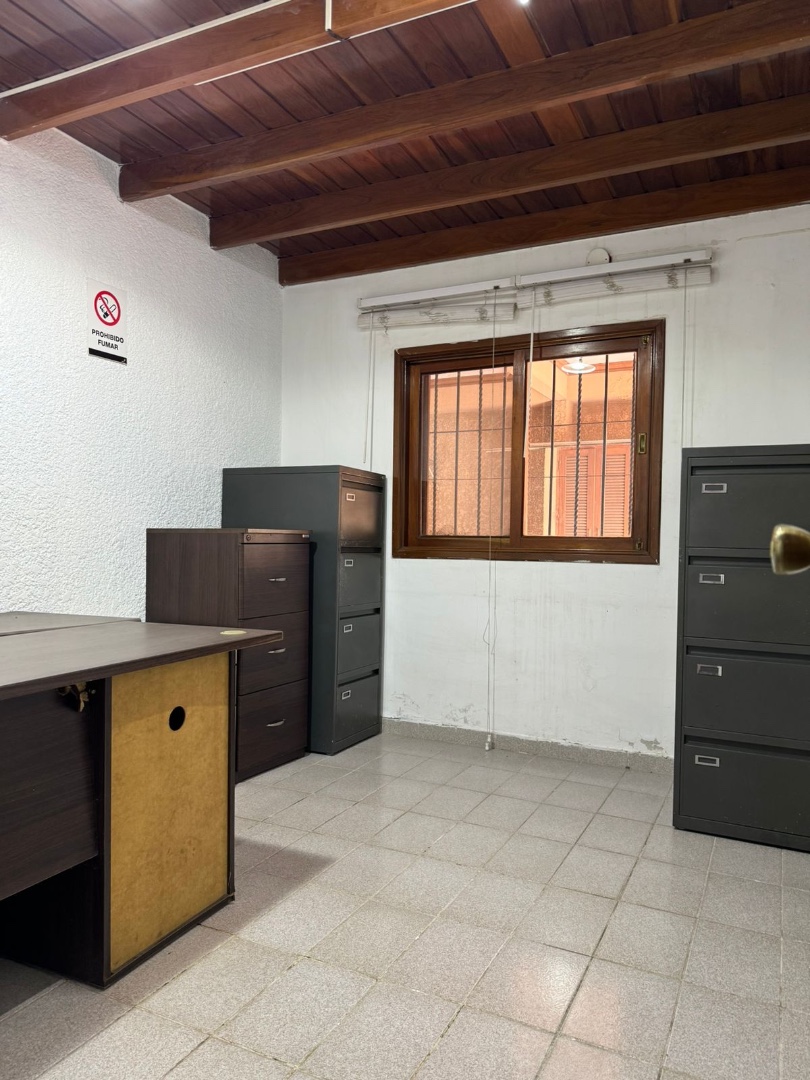 Departamento en AlquilerCASA ALQUILER PARA EMPRESA ZONA NORTE ENTRE 3er y 4to ANILLO POR LA BANZER  6 dormitorios 4 baños 4 parqueos Foto 13