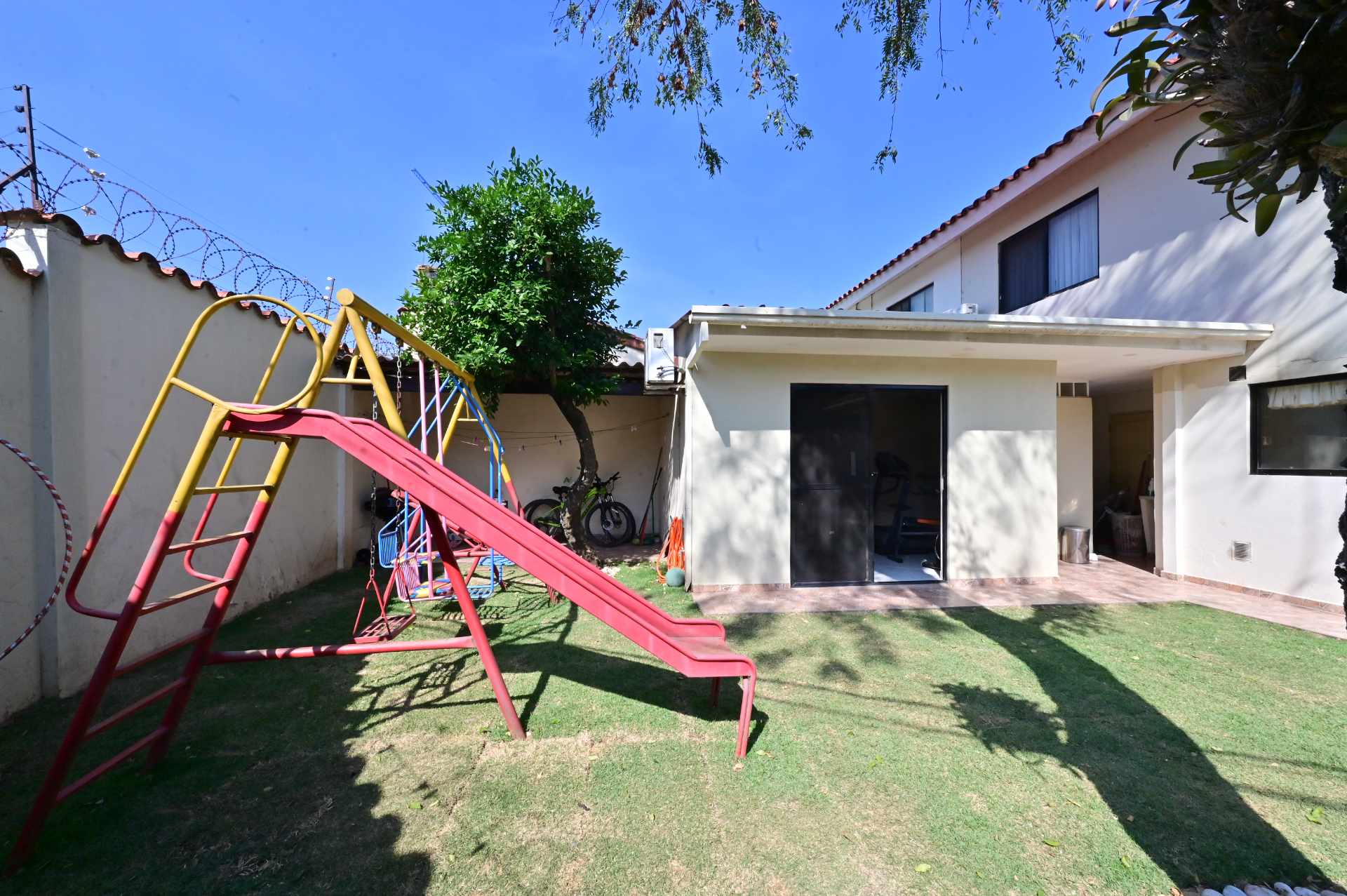 Casa en VentaCOND. HAMBURGO, RADIAL 19 ENTRE 5TO Y 6TO ANILLO Foto 4