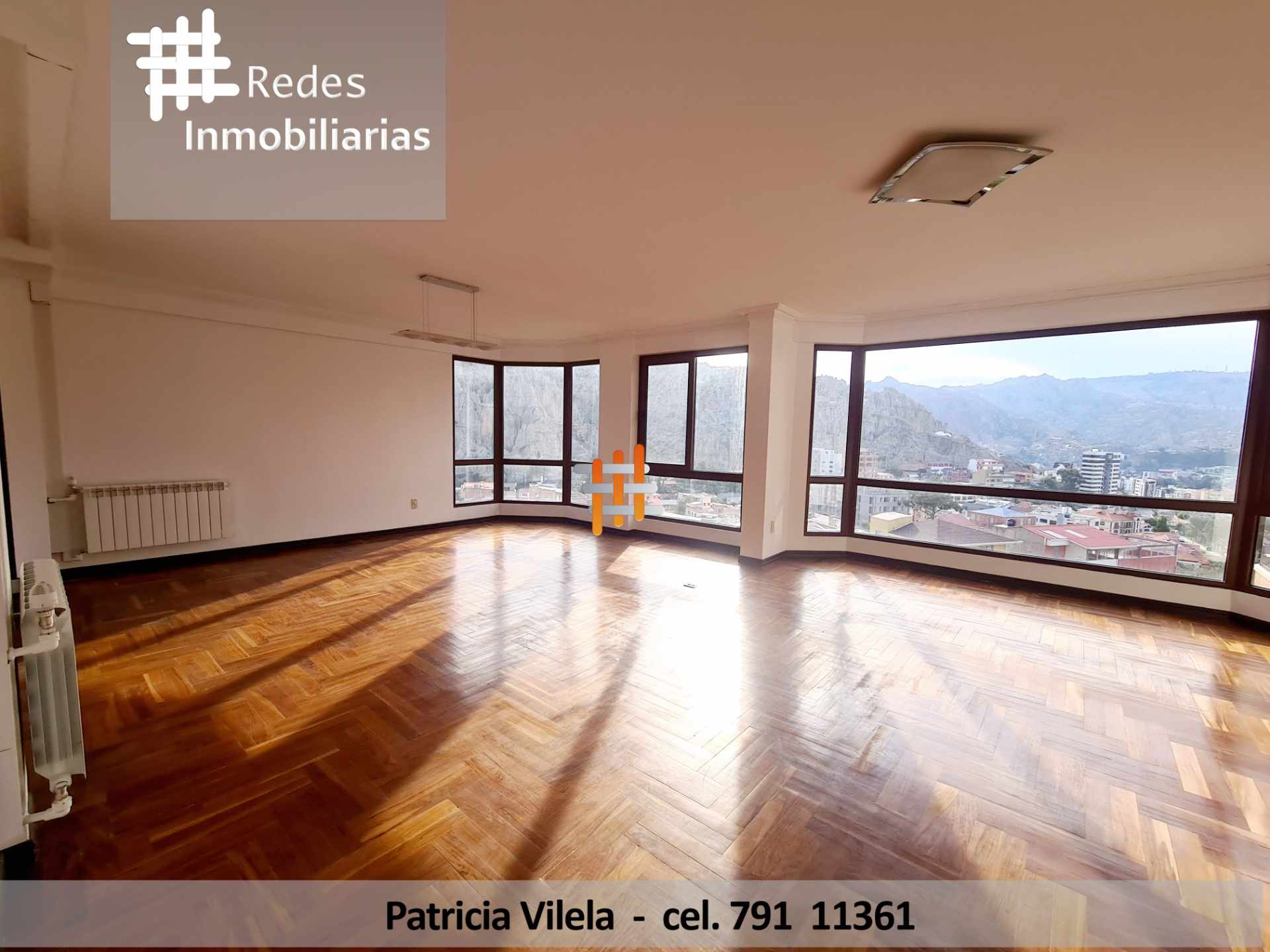 Departamento en AlquilerEN ALQUILER PRECIOSO PENT HOUSE ENTRADA  AUQUISAMAÑA  3 dormitorios 4 baños 2 parqueos Foto 1