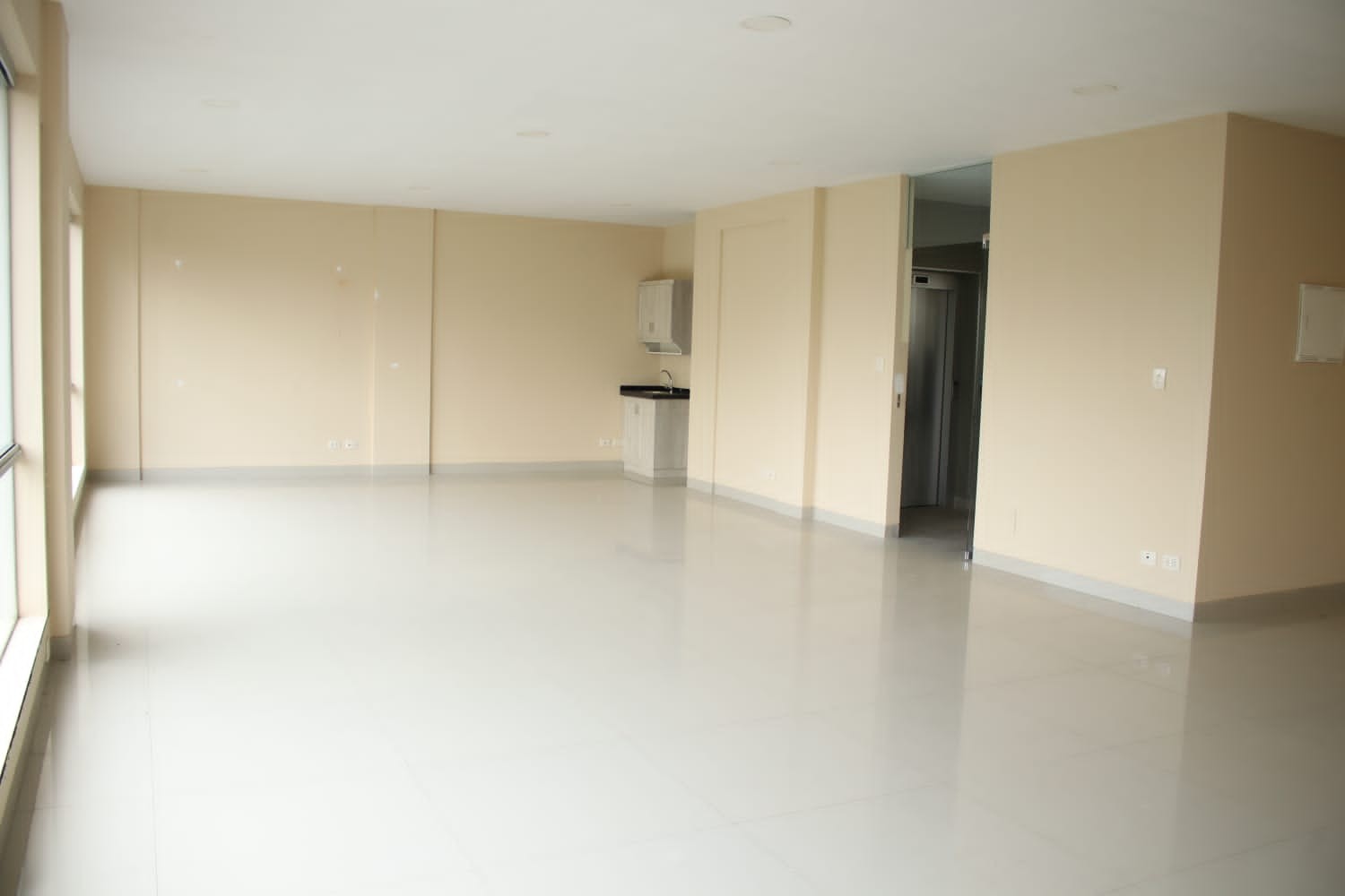 Oficina Plazuela Barba de Padilla Foto 1