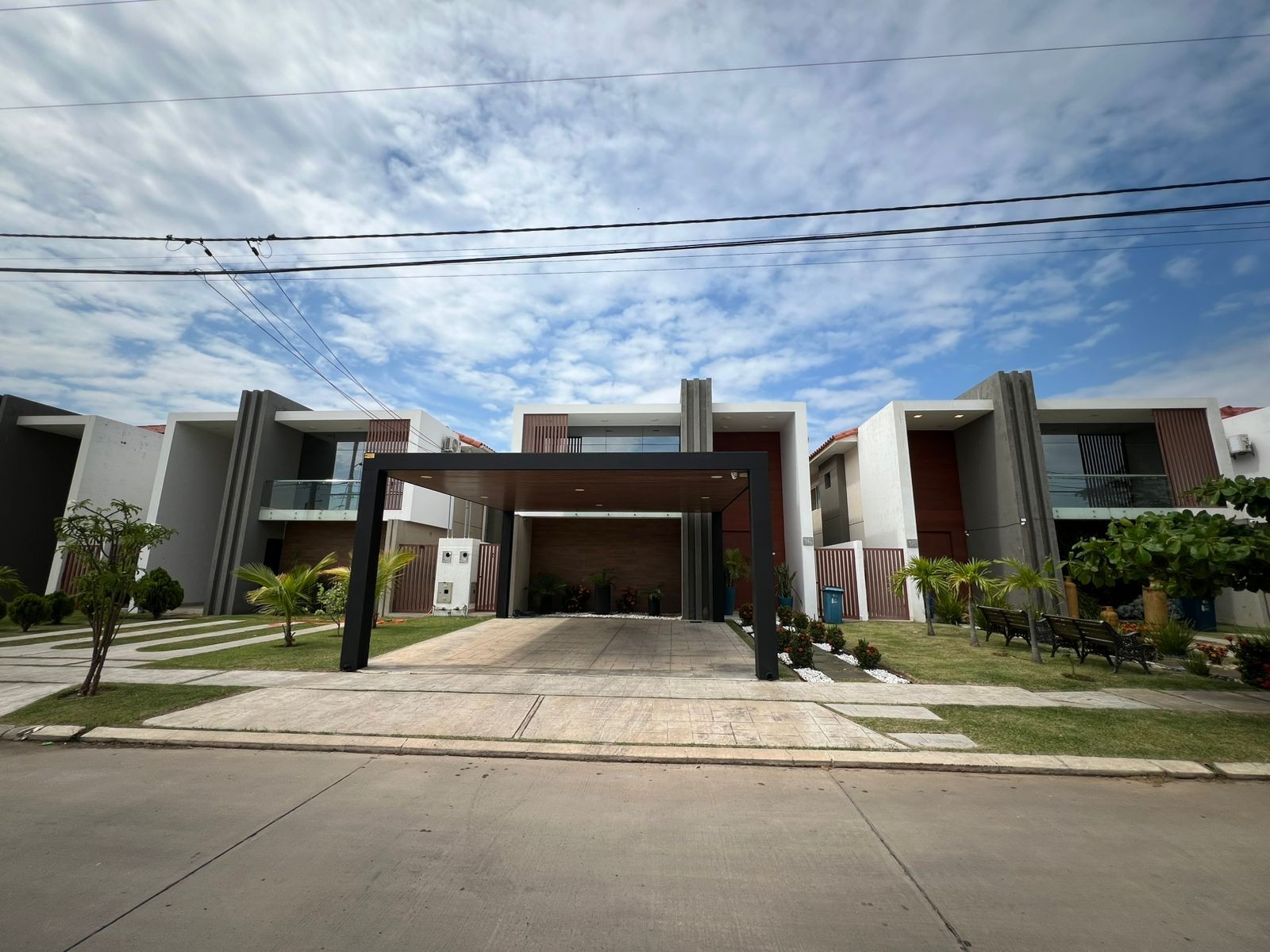 Casa en VentaCOND. BOSQUES DE LA COLINA, ZONA NORTE Foto 17