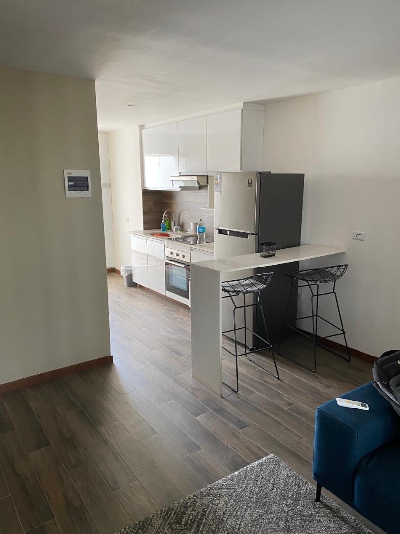 Departamento en Sirari en Santa Cruz de la Sierra 1 dormitorios 1 baños  Foto 9