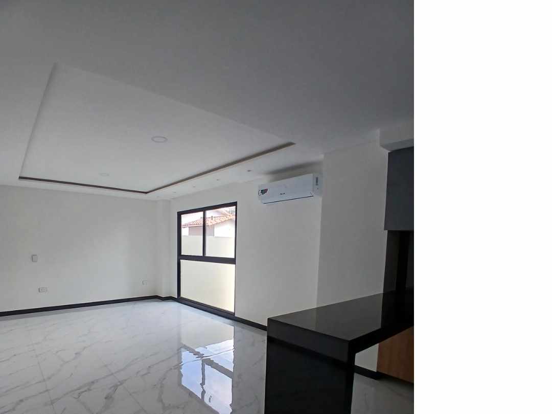 En Venta a $us 65,700 Foto 10