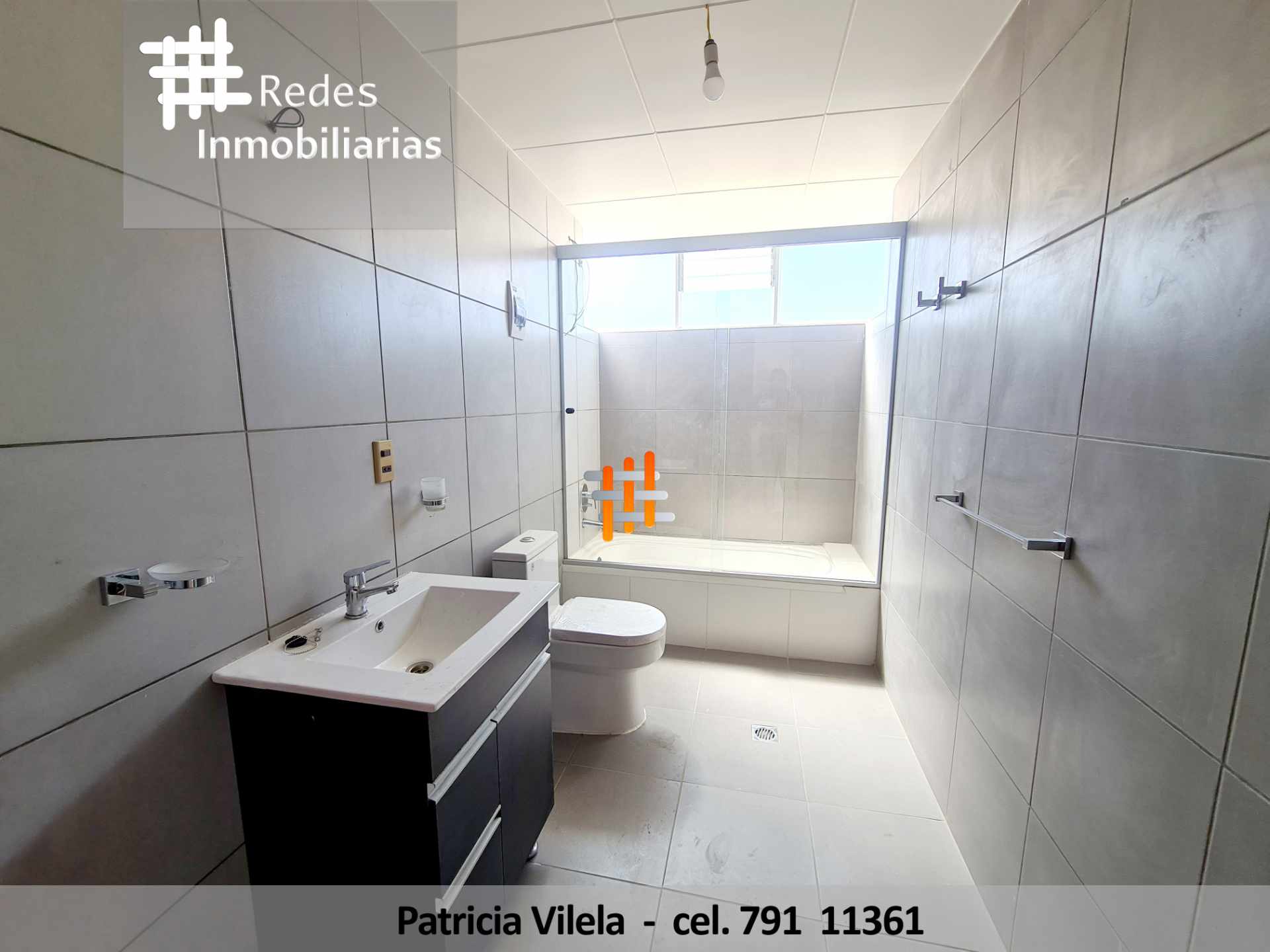 Casa en Achumani en La Paz 4 dormitorios 6 baños  Foto 13