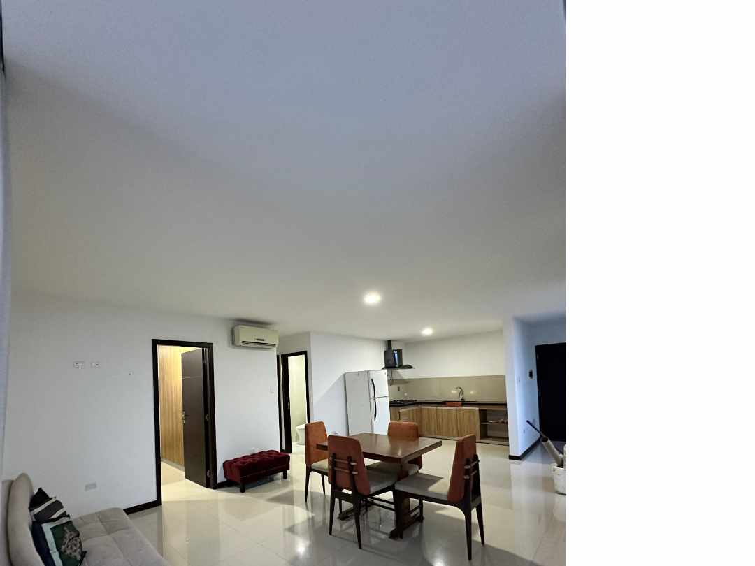 Departamento en Alquiler[TORRE BERCHATTI NORTE| 7MO. ANILLO AL NORTE, PROXIMO A UNIVALLE] ALQUILER DEPARTAMENTO AMOBLADO DE 2 DORMITORIOS CON 2 PARQUEOS DESCUBIERTOS Foto 2