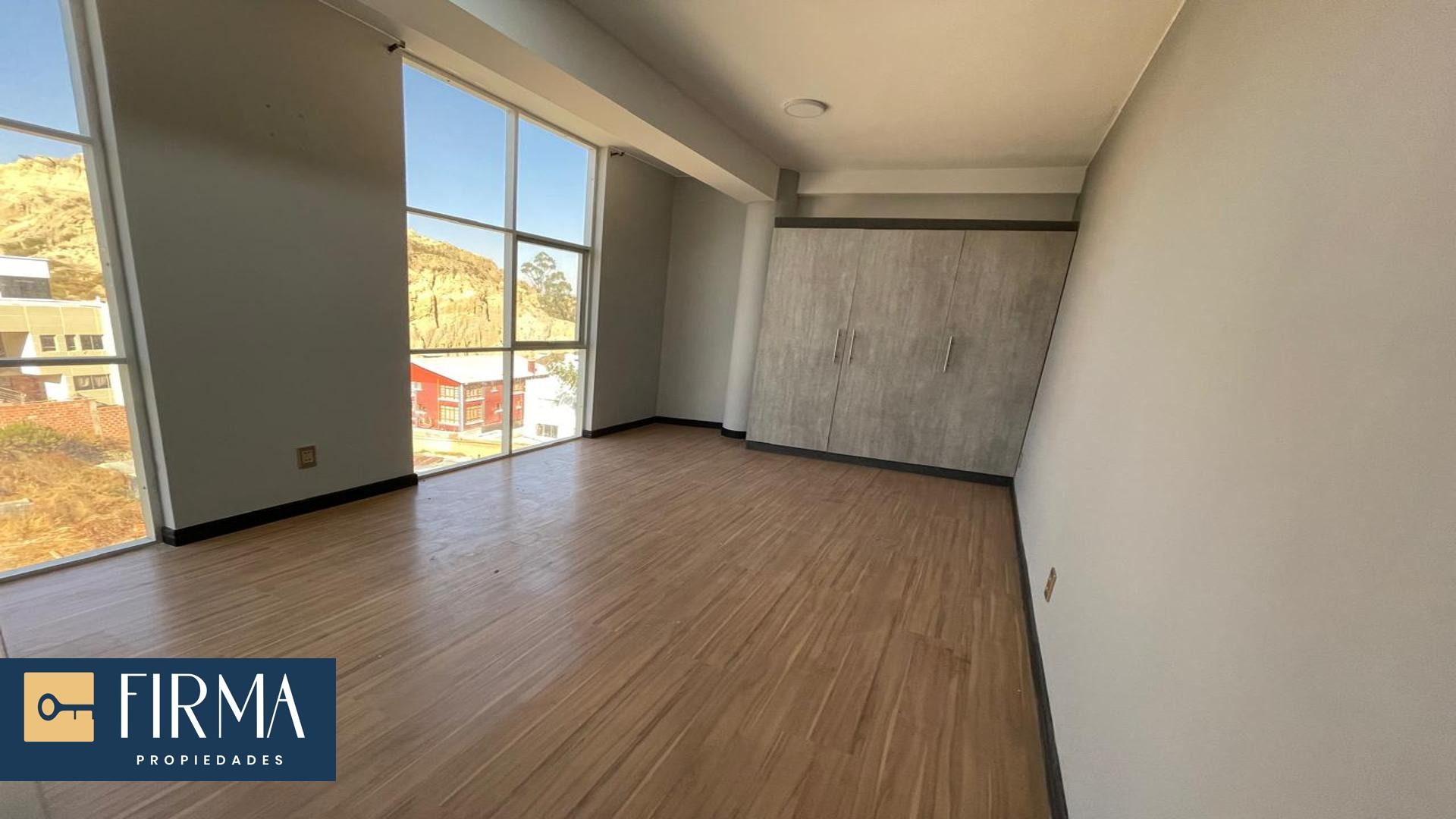 Departamento en AlquilerDEPARTAMENTO EN ALQUILER EN ACHUMANI 3 dormitorios 3 baños  Foto 9