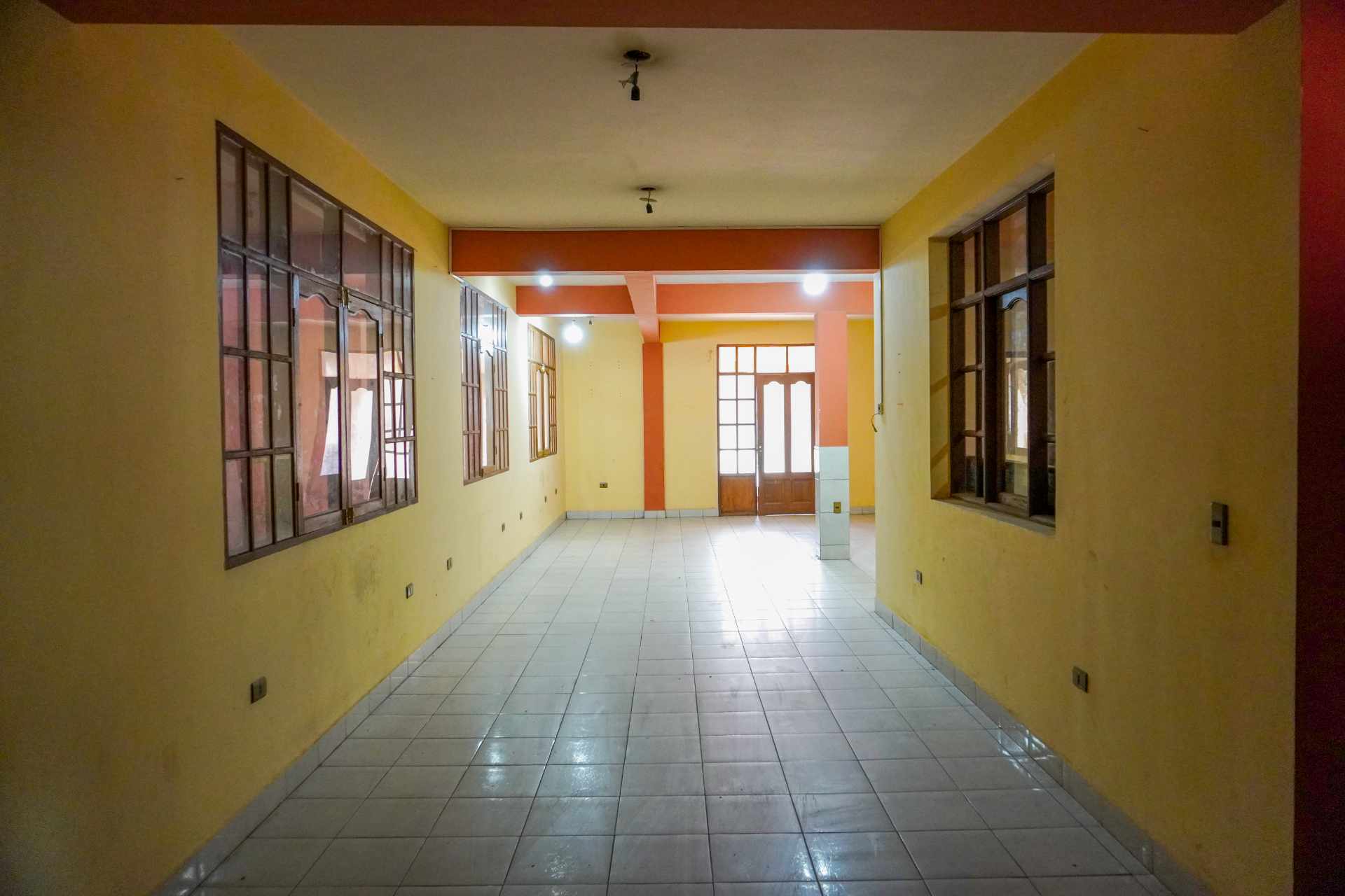 En Venta a $us 240,000 Foto 2