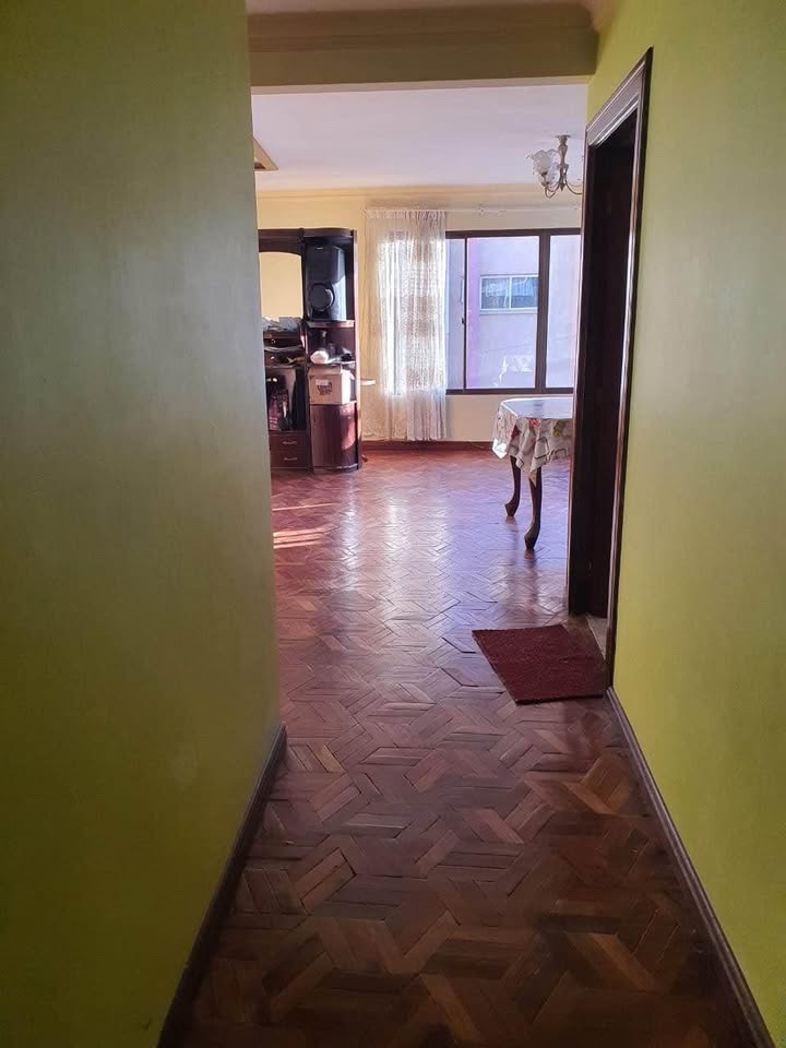 Departamento en VentaObrajes, Av. Mecapaca entre Calle 20 y 21 Foto 1
