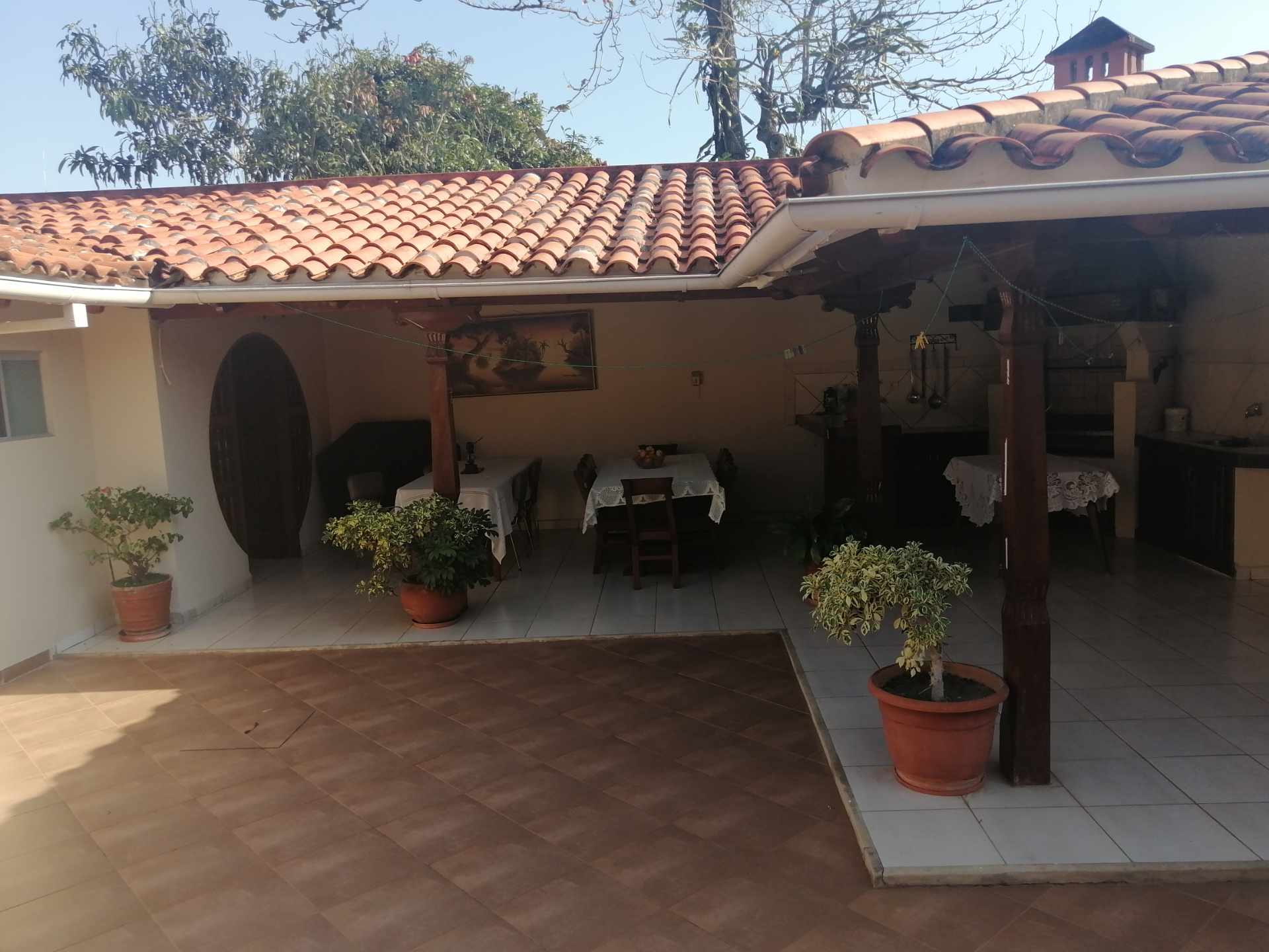 Casa en Entre 3er y 4to anillo Norte en Santa Cruz de la Sierra 3 dormitorios 4 baños 2 parqueos Foto 25