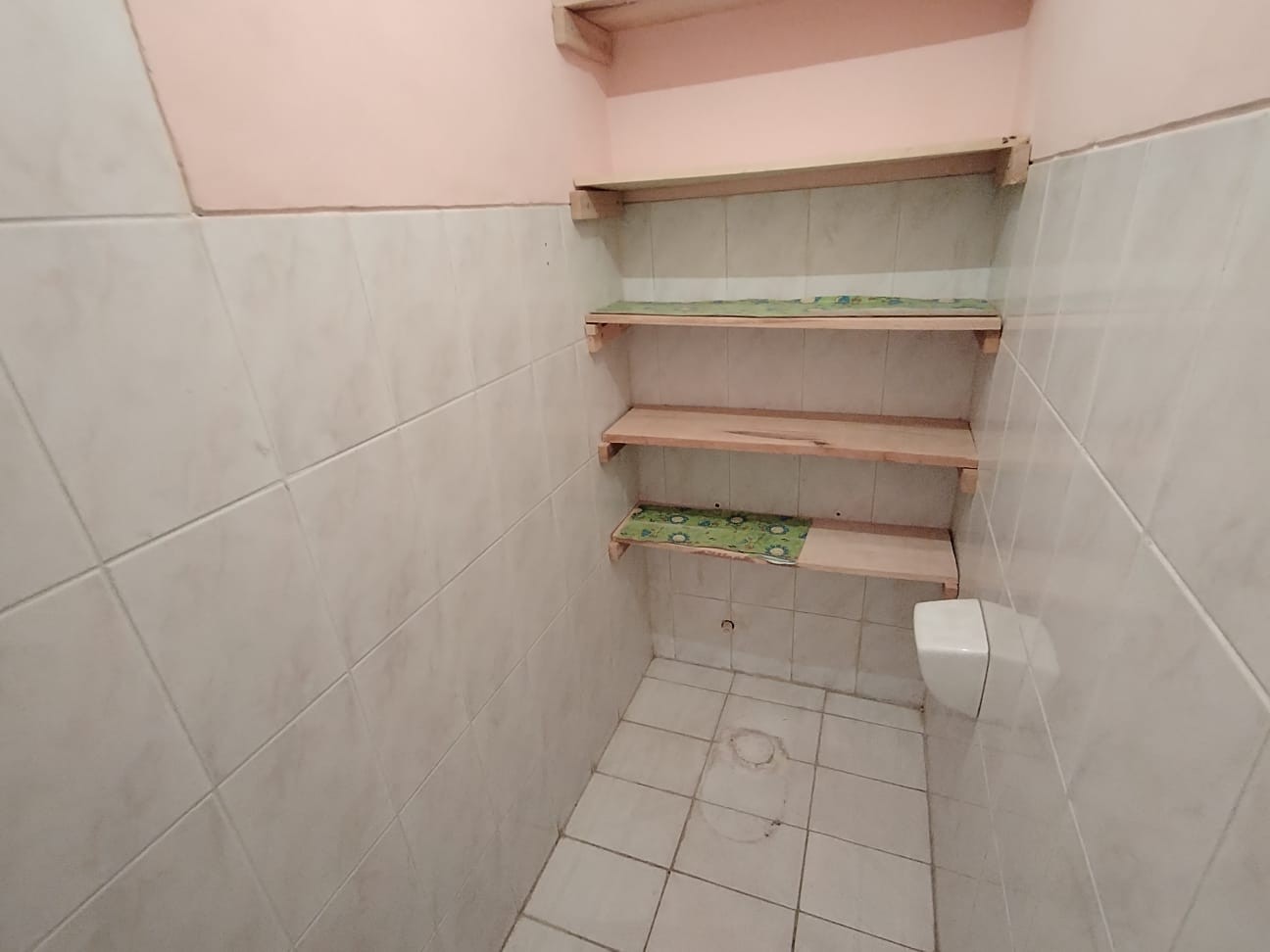 Departamento en Alquiler6 de agosto esquina campos , zona de San Jorge 4 dormitorios 3 baños 1 parqueos Foto 10