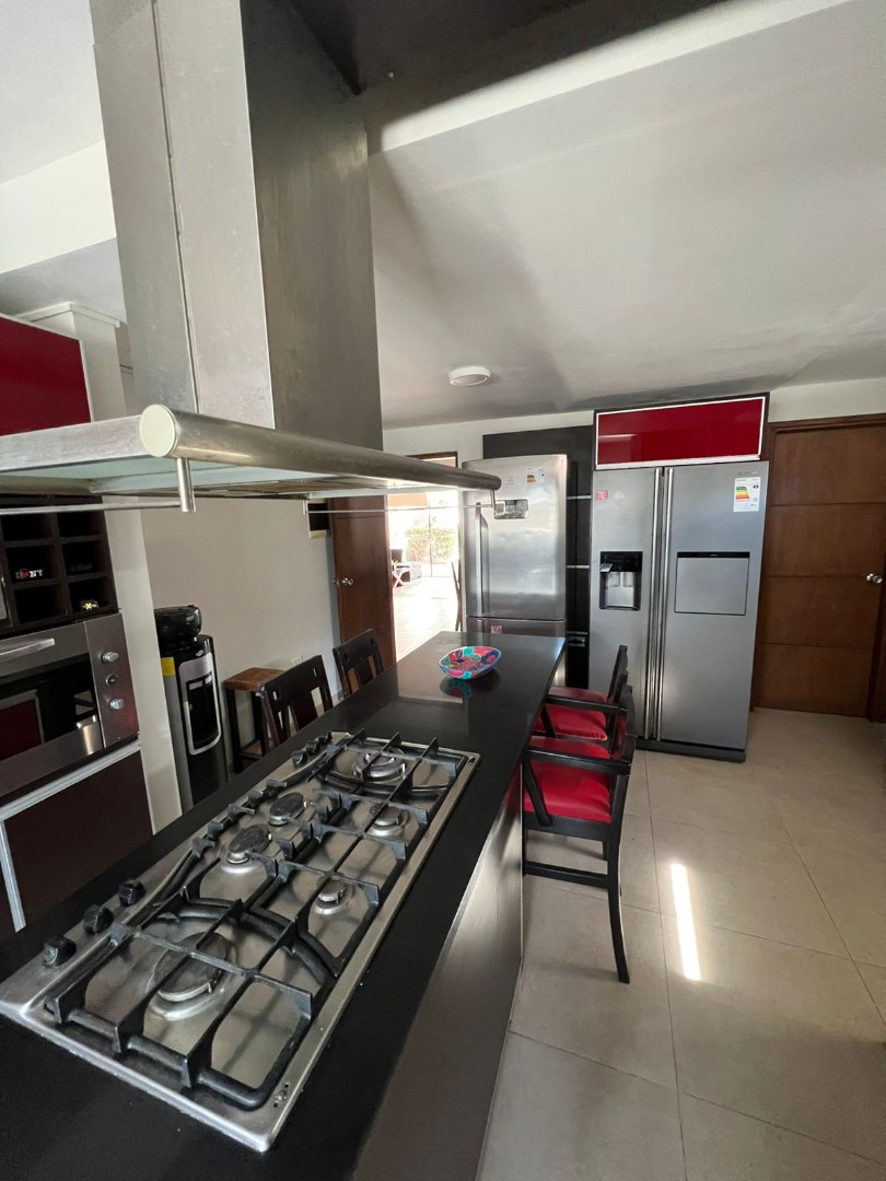 En Alquiler a Bs 8,500 Foto 14