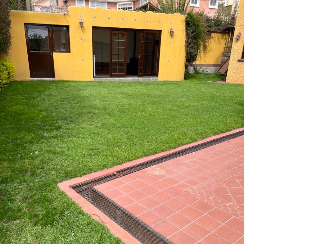 Casa en Achumani en La Paz 5 dormitorios 5 baños 2 parqueos Foto 31