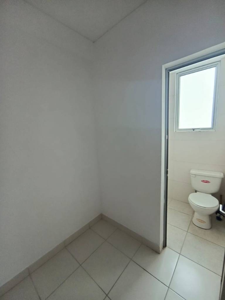 En Alquiler a Bs 4,000 Foto 5