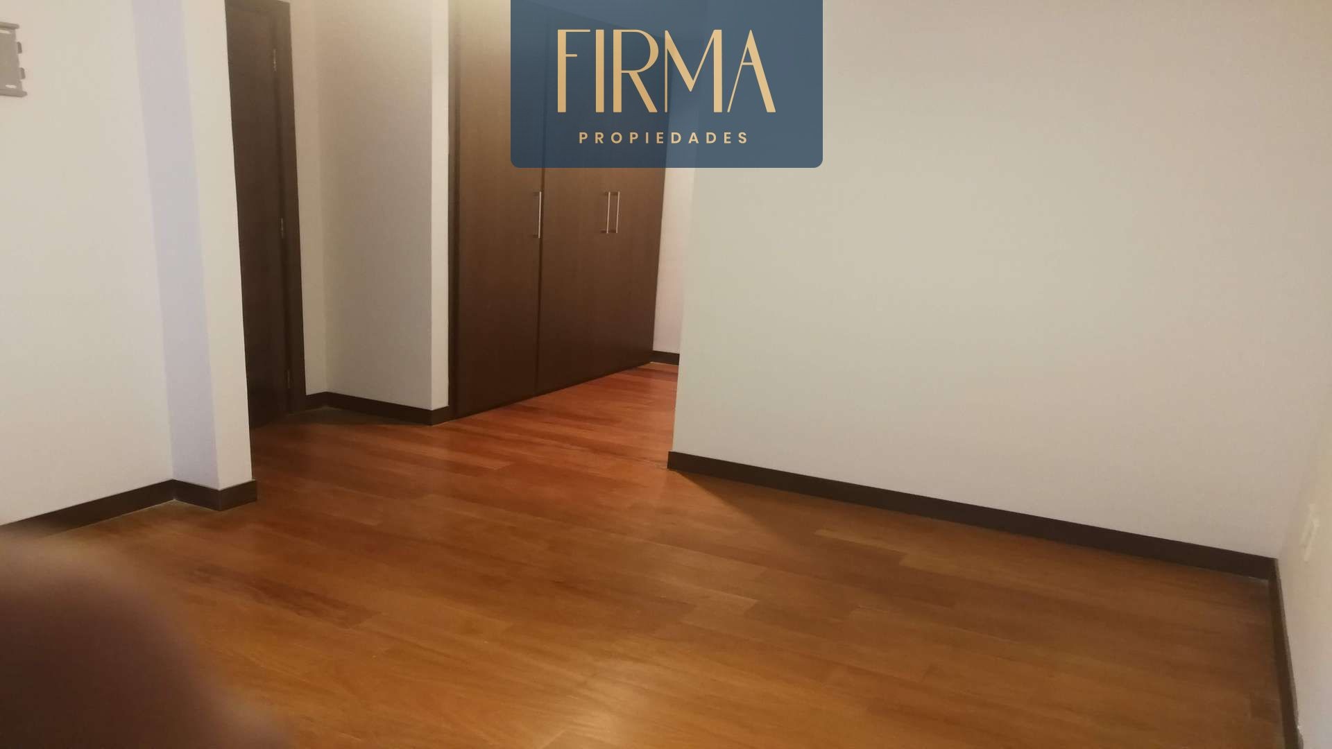 Departamento en AnticréticoTOMA EN ANTICRETICO ESTE DEPARTAMENTO DE UN DORMITORIO EN CALACOTO- REGISTRABLE Foto 17