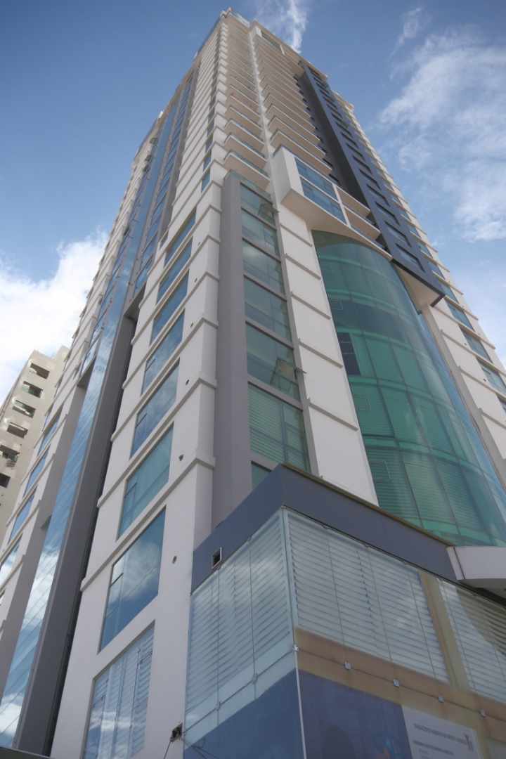 Departamento en AlquilerEdificio 