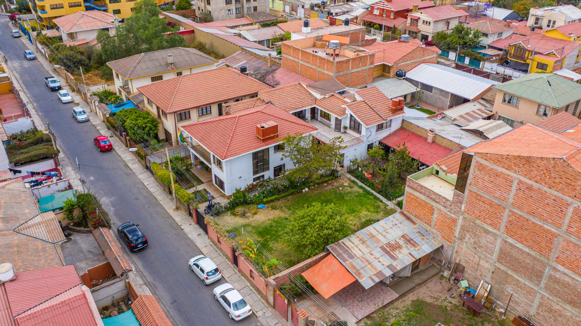 Casa en Las Cuadras en Cochabamba 7 dormitorios 5 baños 1 parqueos Foto 9