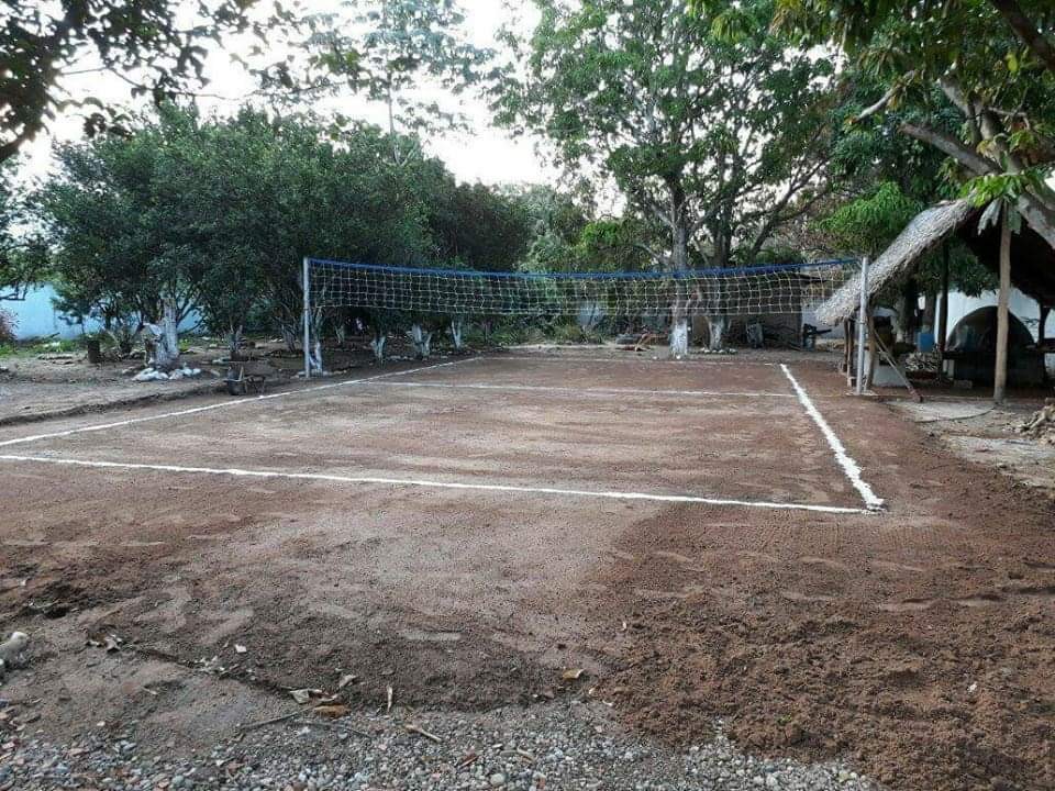 Casa en VentaEN WARNES LOCALIDAD LAS BARRERAS CASA QUINTA EN VENTA  2 dormitorios 3 baños 4 parqueos Foto 18