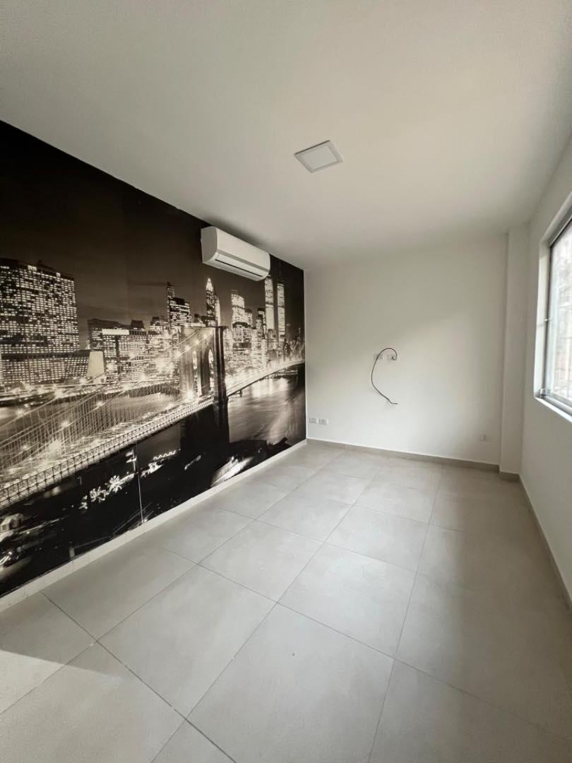 En Alquiler a $us 750 Foto 12