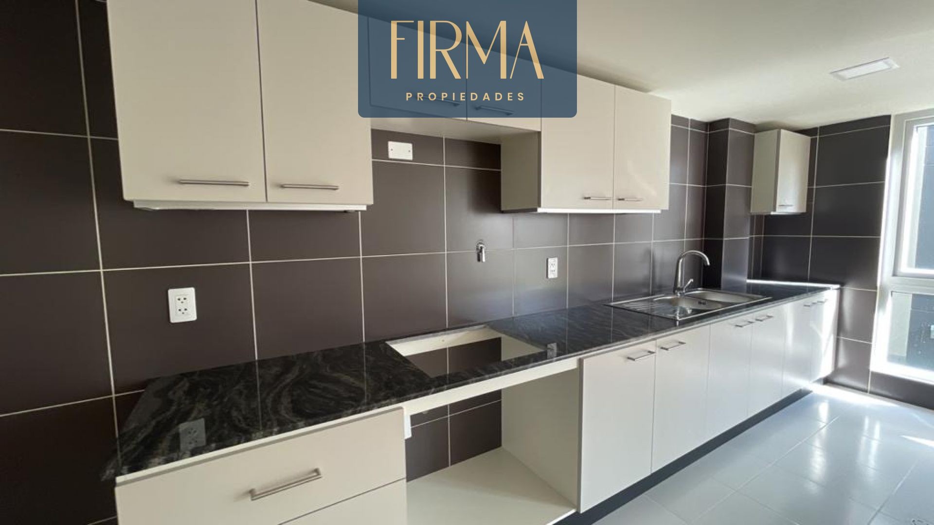 Departamento en Irpavi en La Paz 1 dormitorios 1 baños 1 parqueos Foto 4