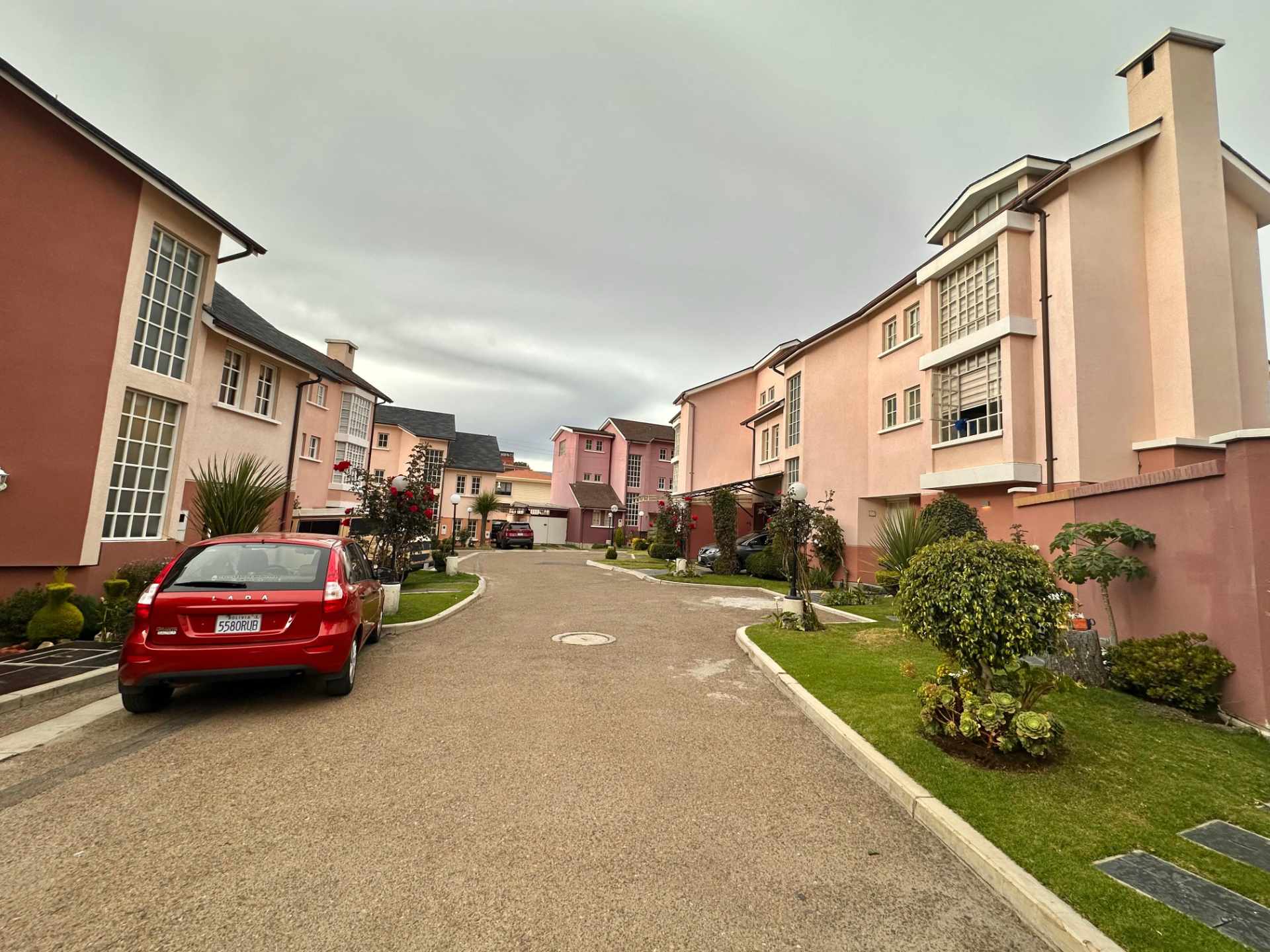 Casa en VentaCALACOTO, CALLE 21 4 dormitorios 5 baños 3 parqueos Foto 6