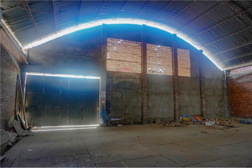 En Alquiler a $us 2,500 Foto 10