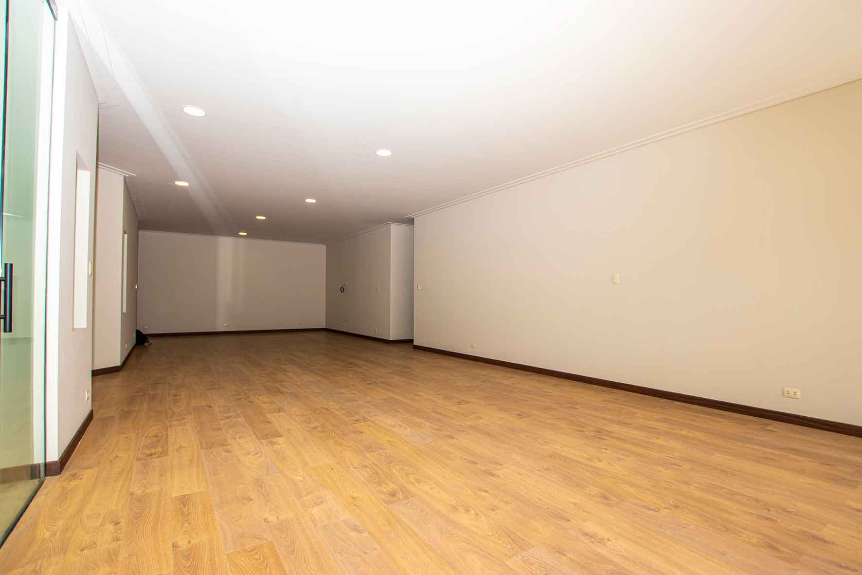 Departamento en VentaParque Fidel Anze - Av. Pando esq. C. Alvestegui - Norte Foto 3