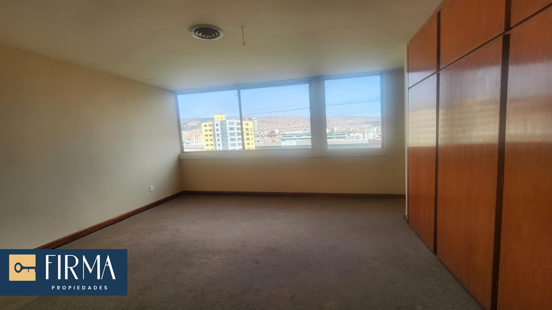 Edificio en Miraflores en La Paz 25 dormitorios 12 baños 10 parqueos Foto 4