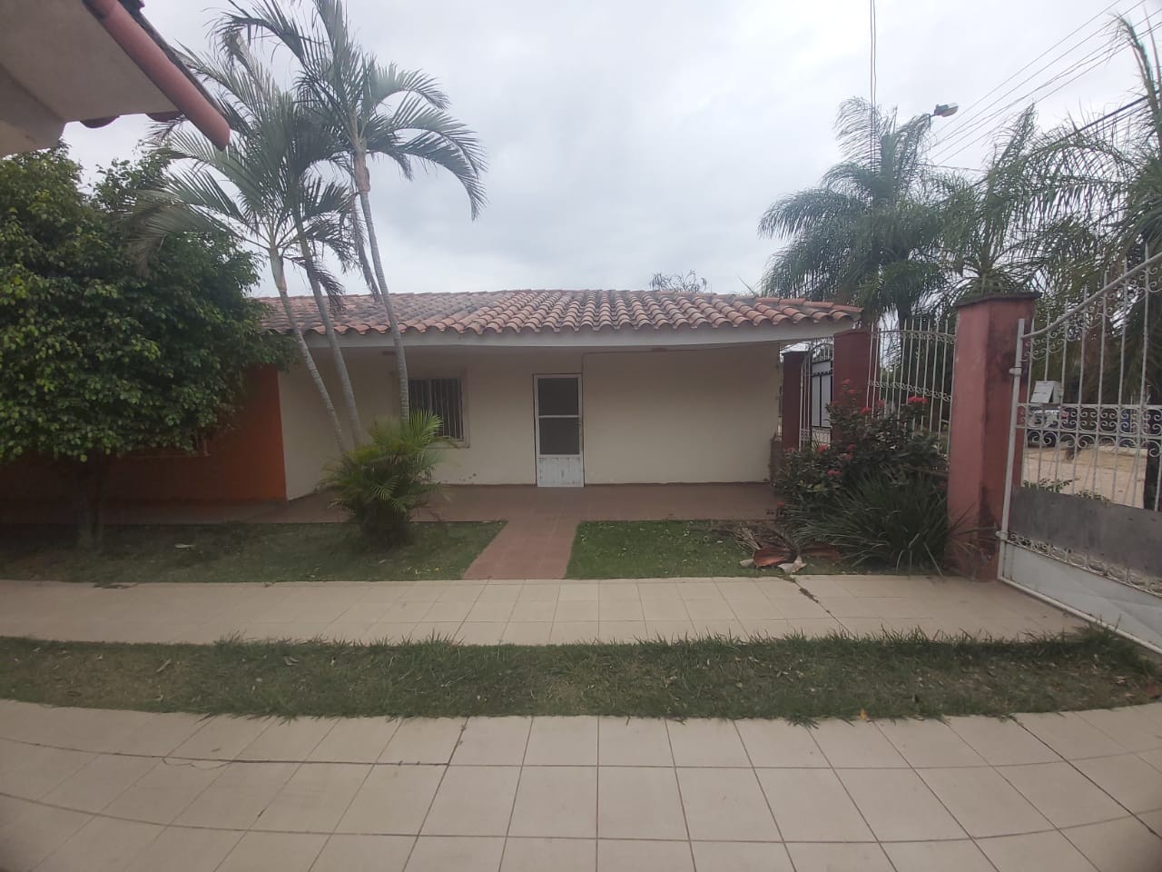 Casa en VentaPLAN 3000 URBANIZACION EL QUIOR, CALLE 3 NORTE-QUIOR 3 dormitorios 1 baños  Foto 17