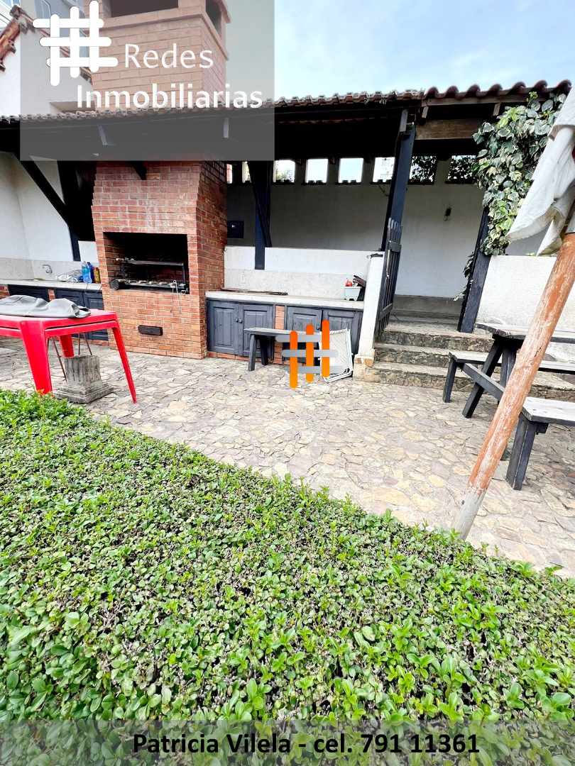 Casa en VentaCASA EN VENTA EN ACHUMANI 4 dormitorios 5 baños 2 parqueos Foto 18