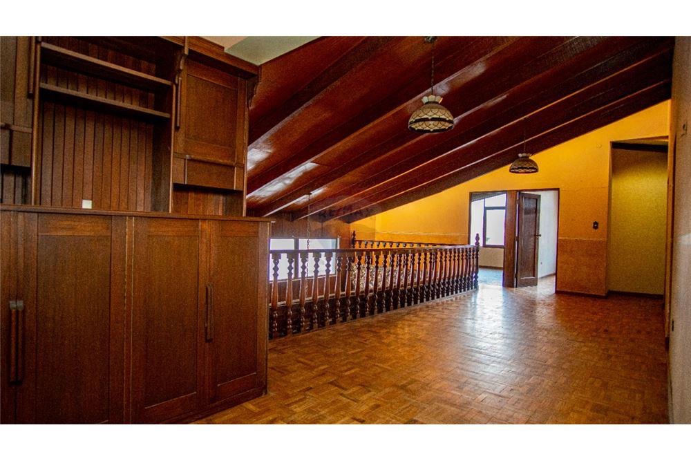 Casa en AlquilerCASA EN ALQUILER ZONA HIPODROMO 5 dormitorios 3 baños 2 parqueos Foto 11