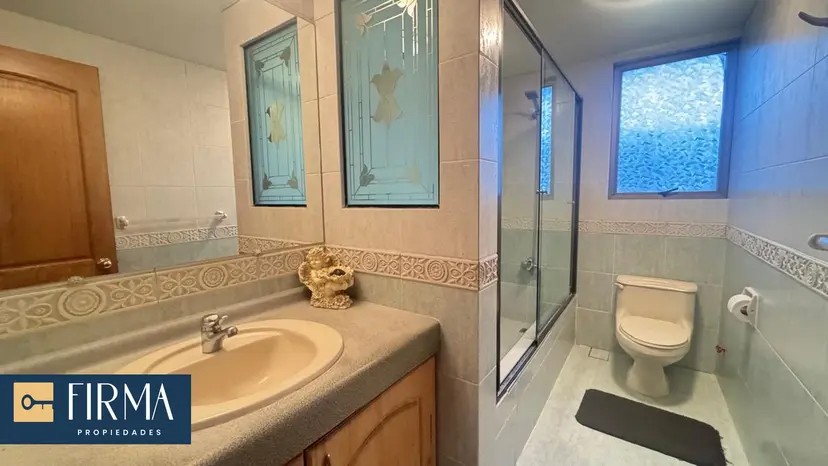 Departamento en AlquilerCalle 21 de calacoto Foto 8