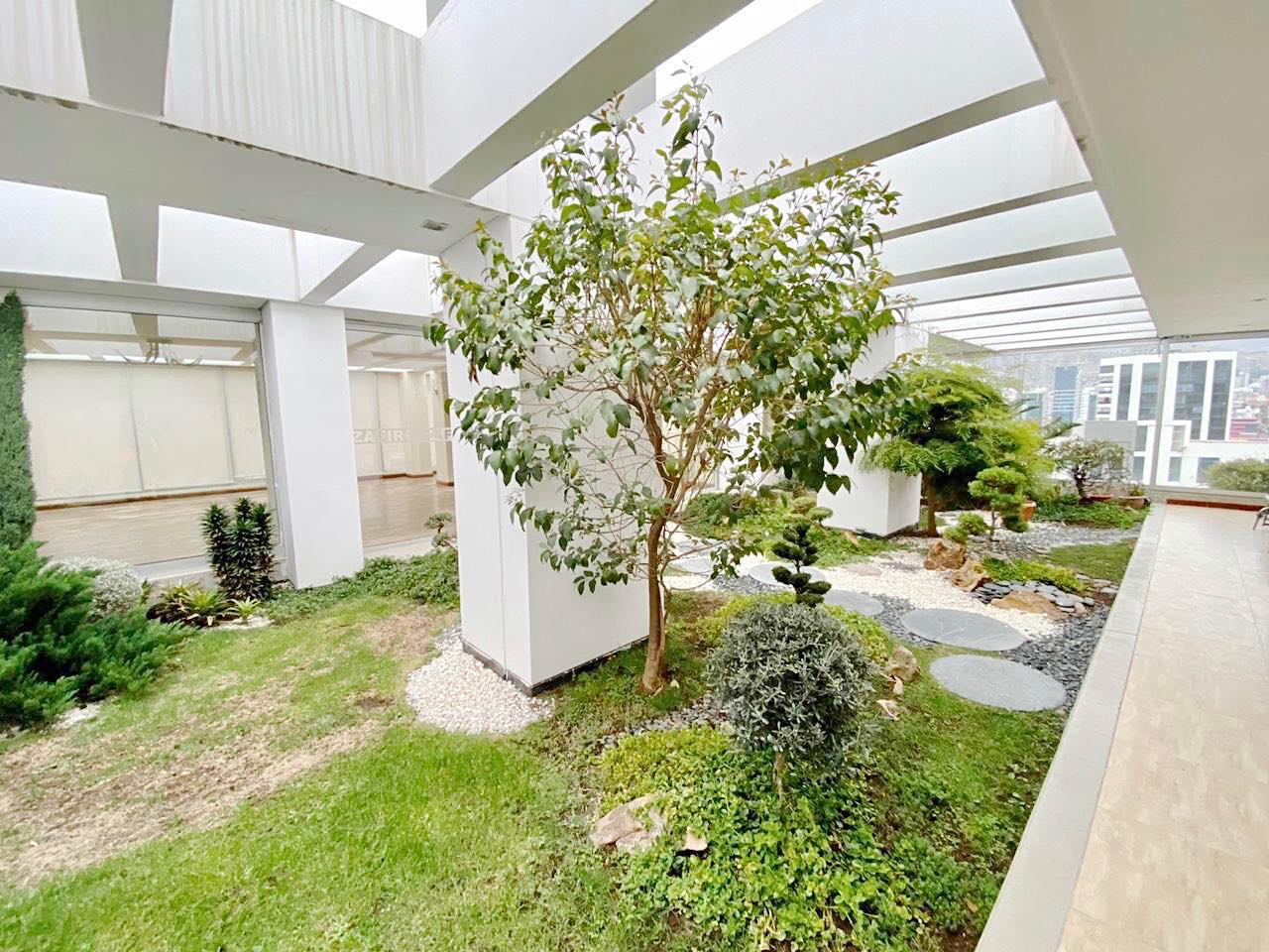 En Alquiler a $us 850 Foto 7