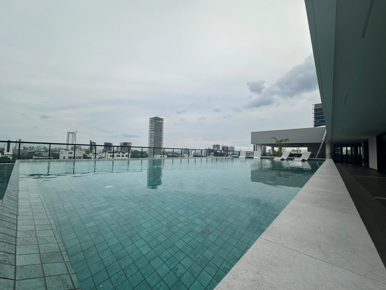 En Alquiler a Bs 8,000 Foto 16