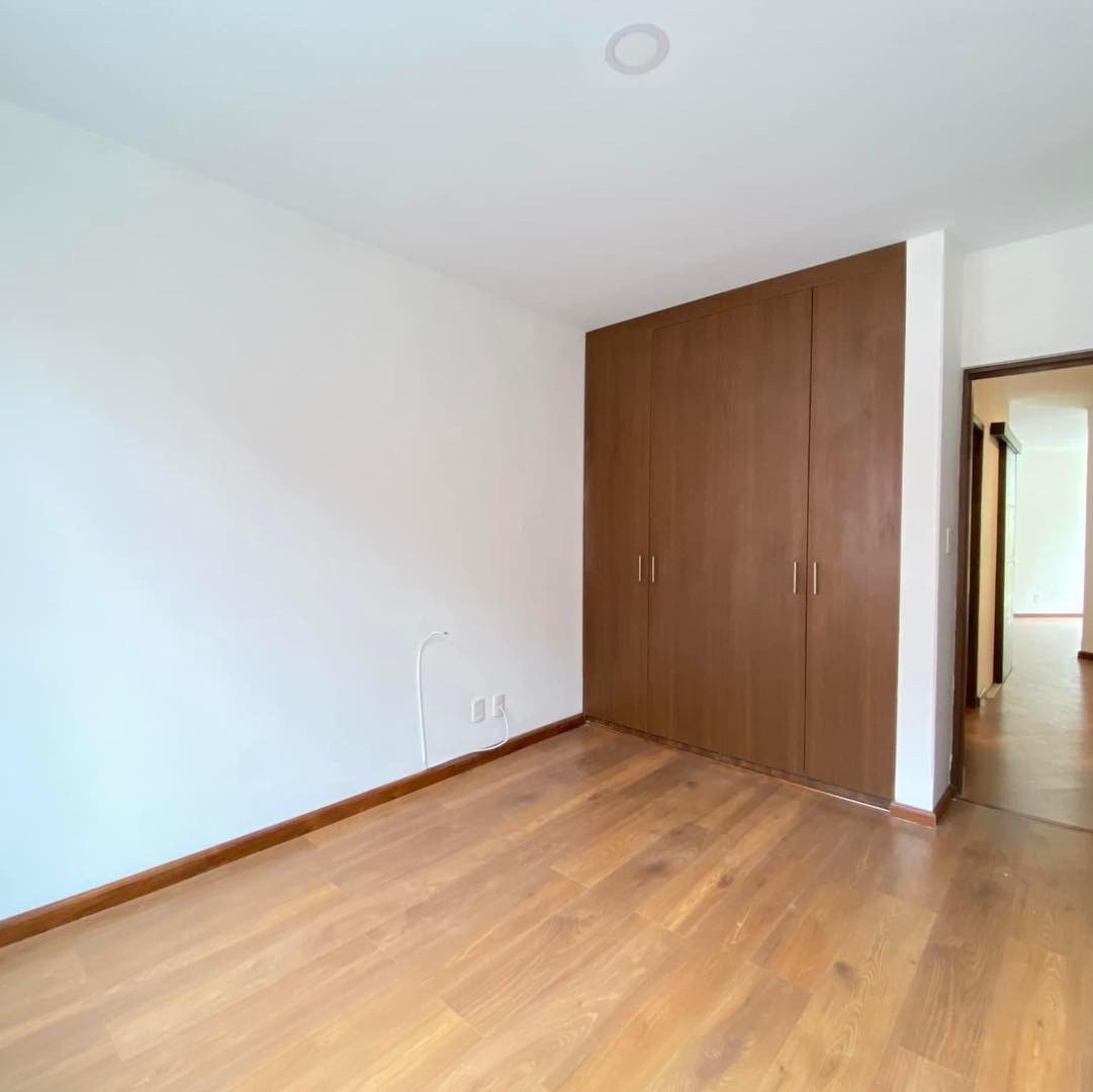 Departamento en VentaAchumani calle 29 2 dormitorios 2 baños 1 parqueos Foto 3