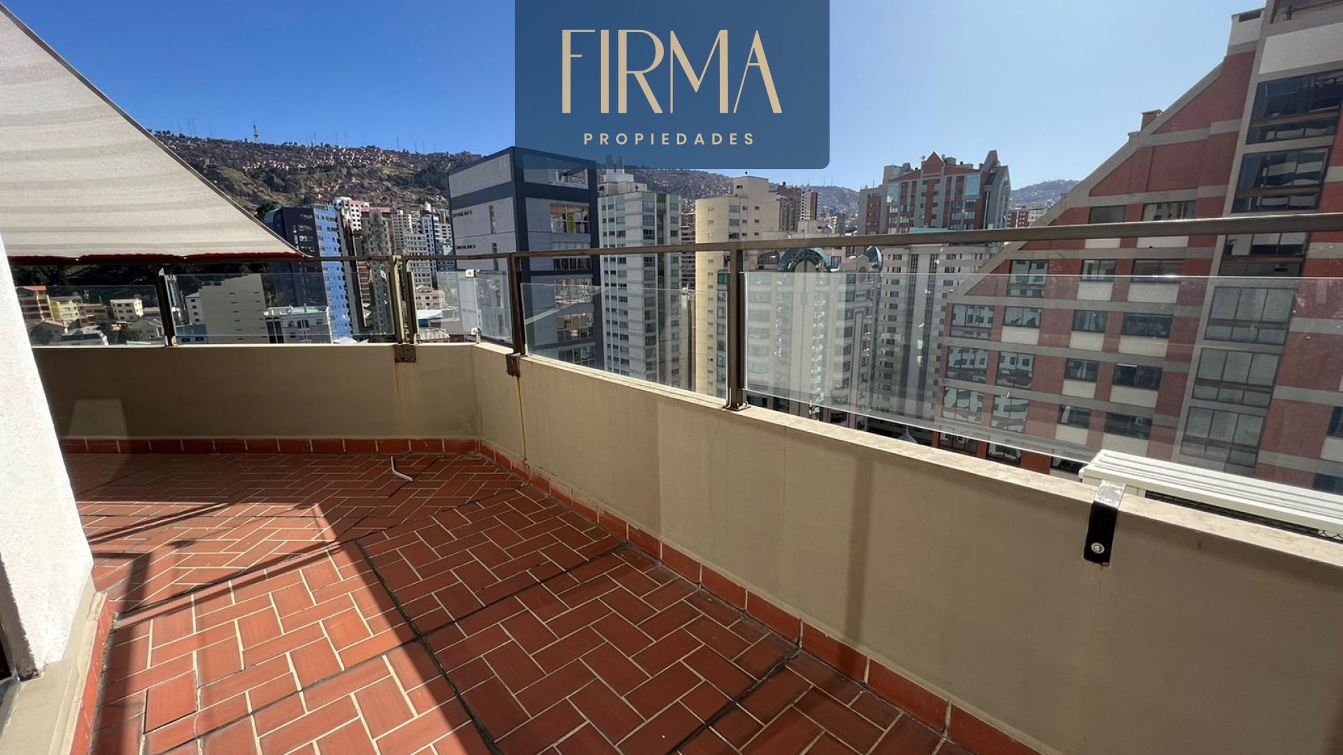 Oficina en AlquilerALQUILA ESTA OFICINA EN AV. 6 DE AGOSTO 6 dormitorios 2 baños 1 parqueos Foto 9