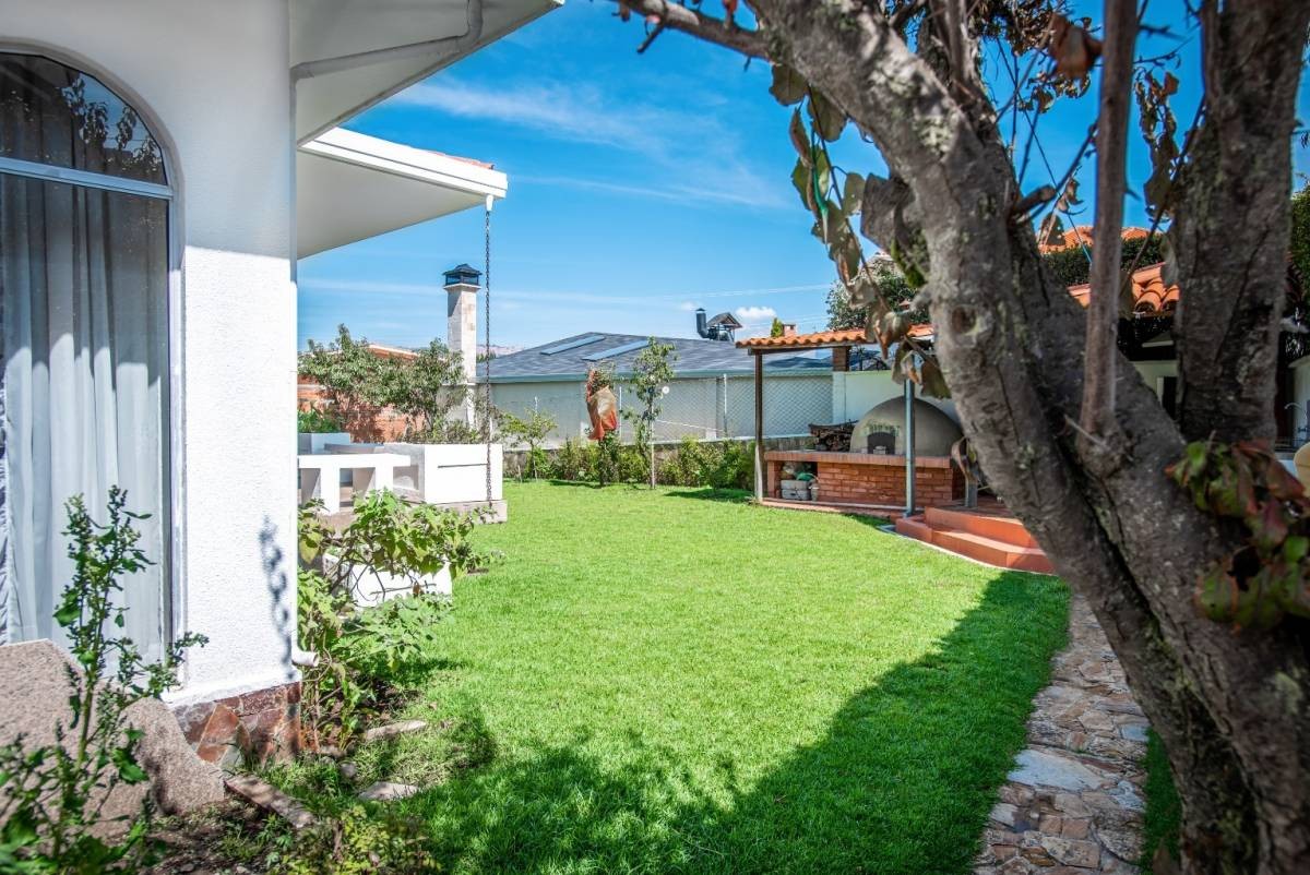 Casa en VentaACHUMANI, URB. ALEMANA 4 dormitorios 6 baños 4 parqueos Foto 4