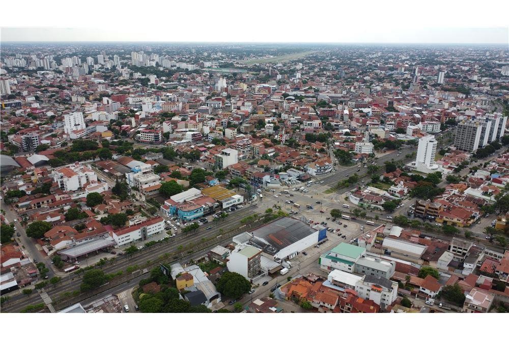 Edificio Avenida 26 de febrero - Segundo anillo a una cuadra Av. Piraí Foto 5