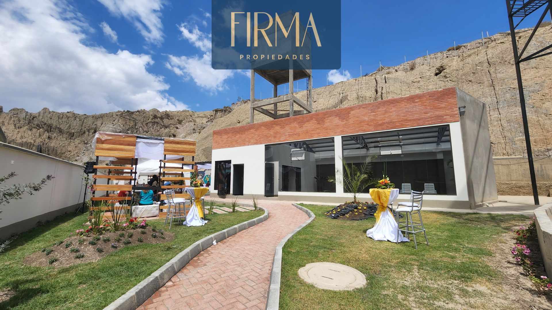 Casa en Mallasilla en La Paz 3 dormitorios 5 baños 2 parqueos Foto 14