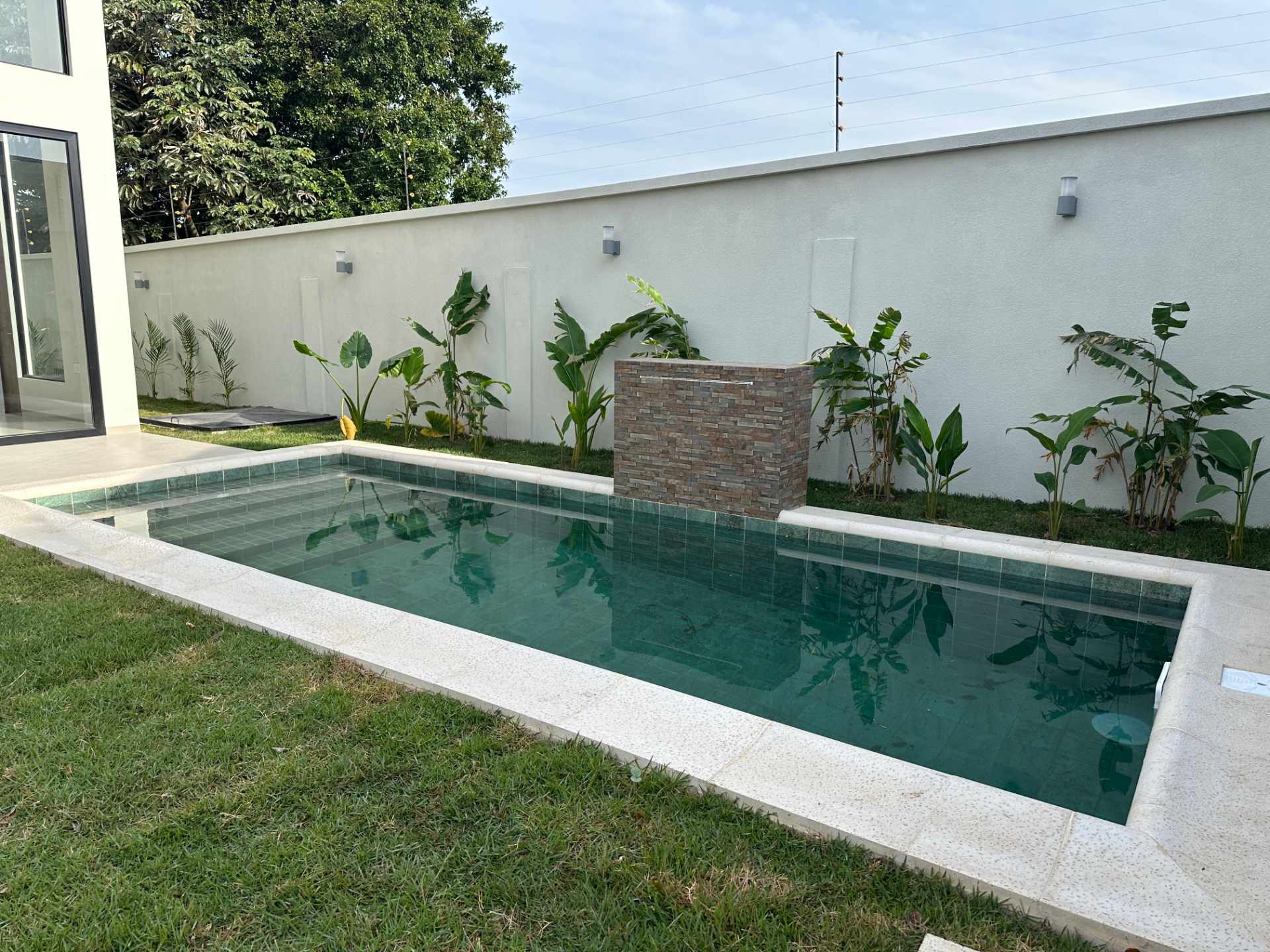 Casa en Urubó en Santa Cruz de la Sierra 4 dormitorios 5 baños 6 parqueos Foto 7
