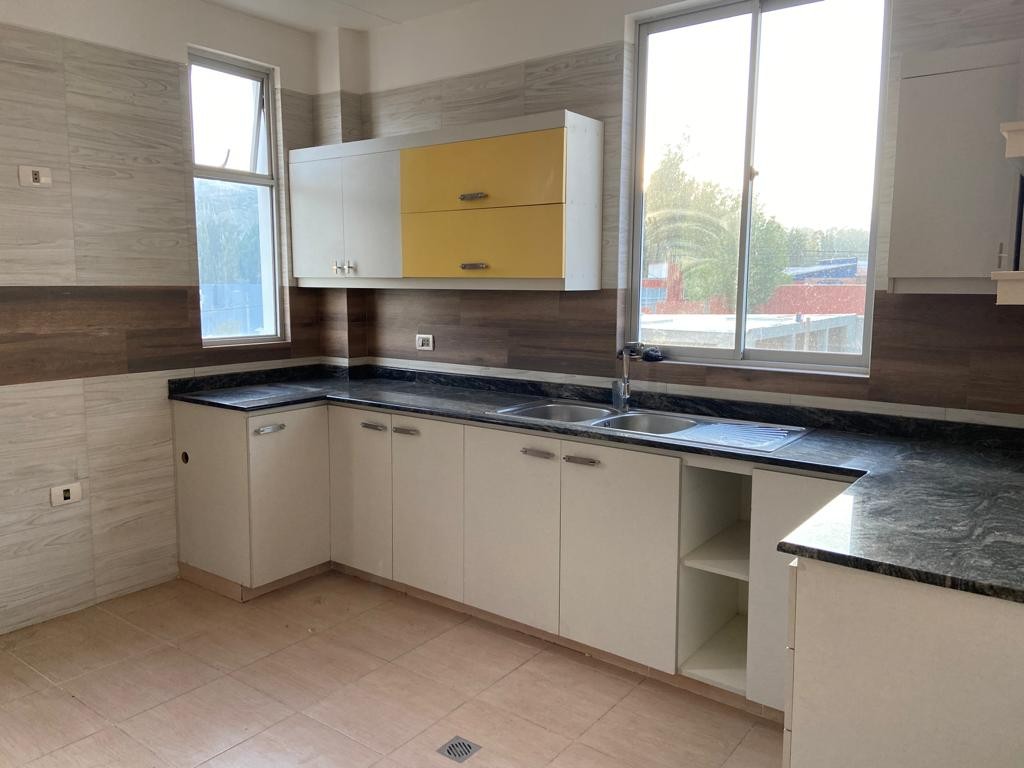 Departamento en VentaLindisimo Departamento en Mallasilla  2 dormitorios 2 baños 1 parqueos Foto 5