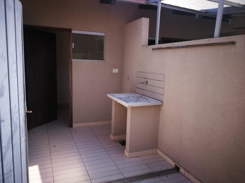 Departamento en VentaBarrio Brigida , Equipetrol - Condominio MAcororo V 3 dormitorios 2 baños 1 parqueos Foto 2