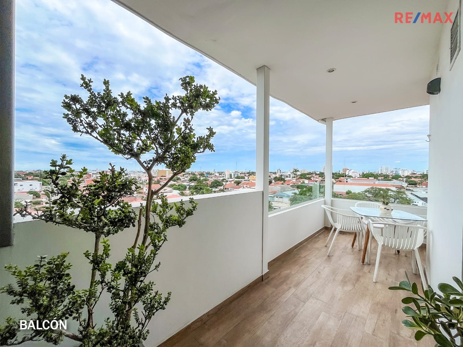 Departamento en VentaCONDOMINIO MACORORÓ IV 3 dormitorios 4 baños 1 parqueos Foto 11