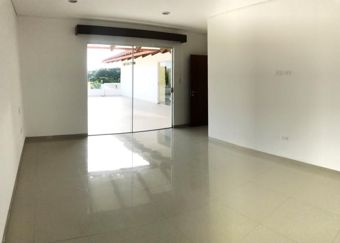 Casa en AlquilerEN ALQUILER CASA EN COLINAS DEL URUBO SECTOR LA CAÑADA Foto 10