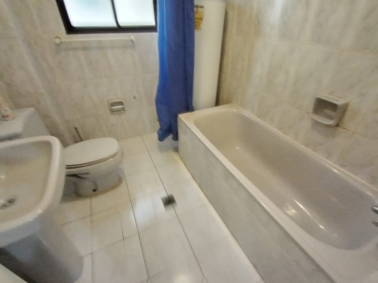 Departamento en Alquiler6 de agosto esquina campos , zona de San Jorge 4 dormitorios 3 baños 1 parqueos Foto 21
