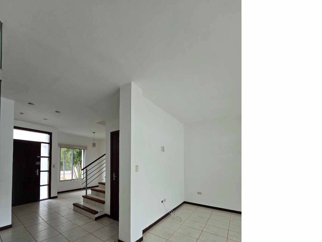 Casa Zona Norte ( 6to ᴀɴɪʟʟᴏ )
