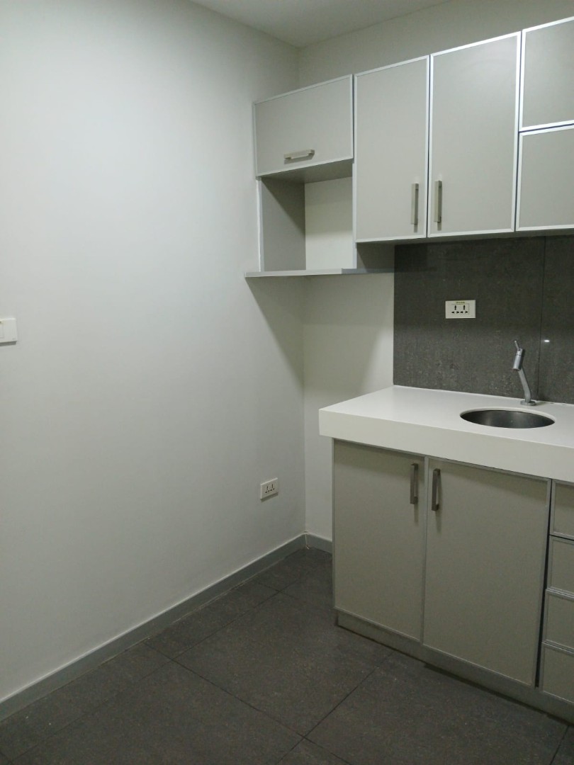 Oficina en AlquilerTorre Duo - Equipetrol 4 dormitorios 1 baños  Foto 3